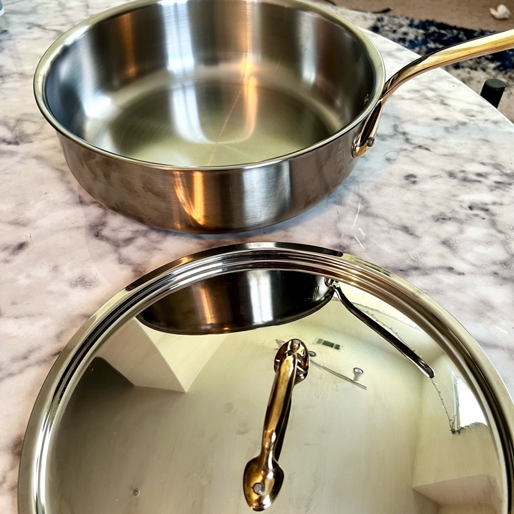 Mauviel 9.5 in (3.5qt) sauté pan with lid.